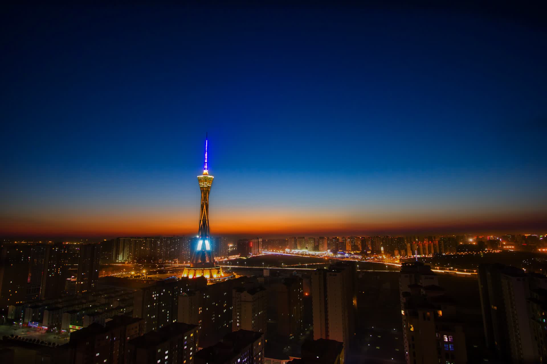 世界保龄球高校联赛：校园队伍竞争激烈晋级名单出炉，世界保龄球大赛